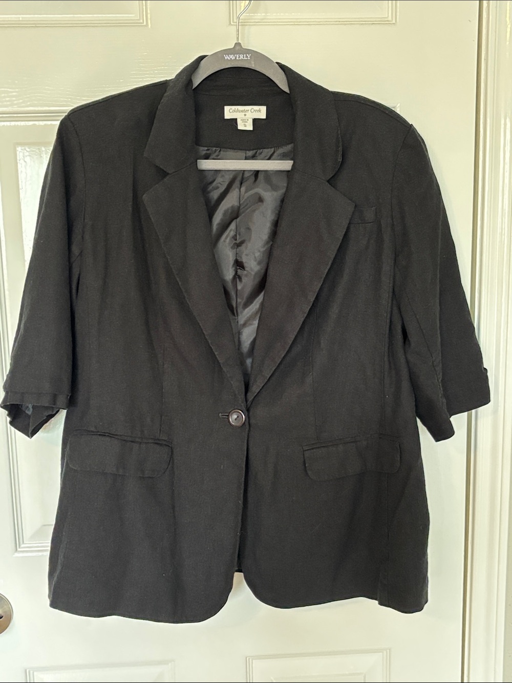 196. Coldwater Creek Black Short-Sleeve Single-Button Blazer